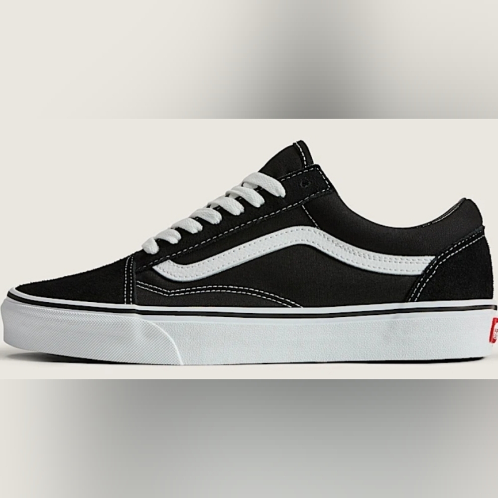 Vans Old Skool Black and White Suede Skate Sneakers, Size 8